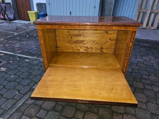 Credenza Luigi XVI intarsiata