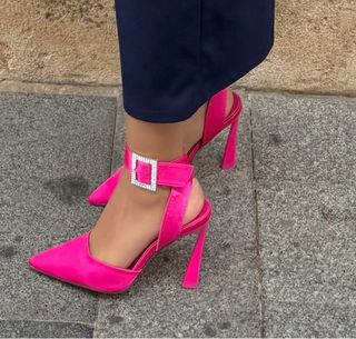 Tacones Fucsia con Hebilla Brillante