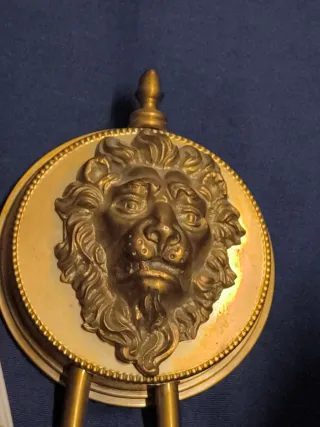 Aplique de pared cabeza de león