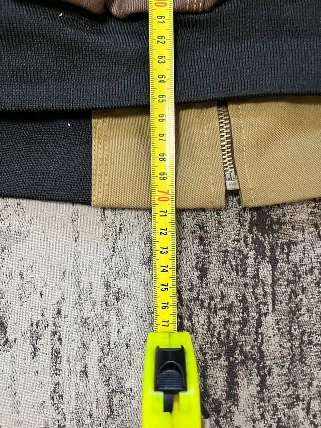 Chaqueta Carhartt Beige y Azul