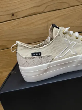 Zapatillas Munich Beige Talla 37