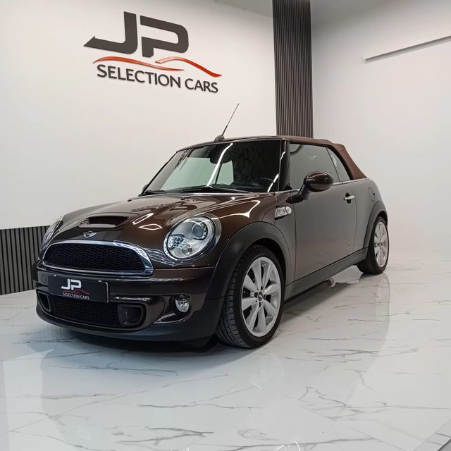 MINI Cabrio 2012