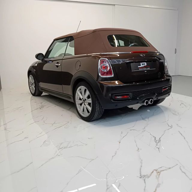 MINI Cabrio 2012