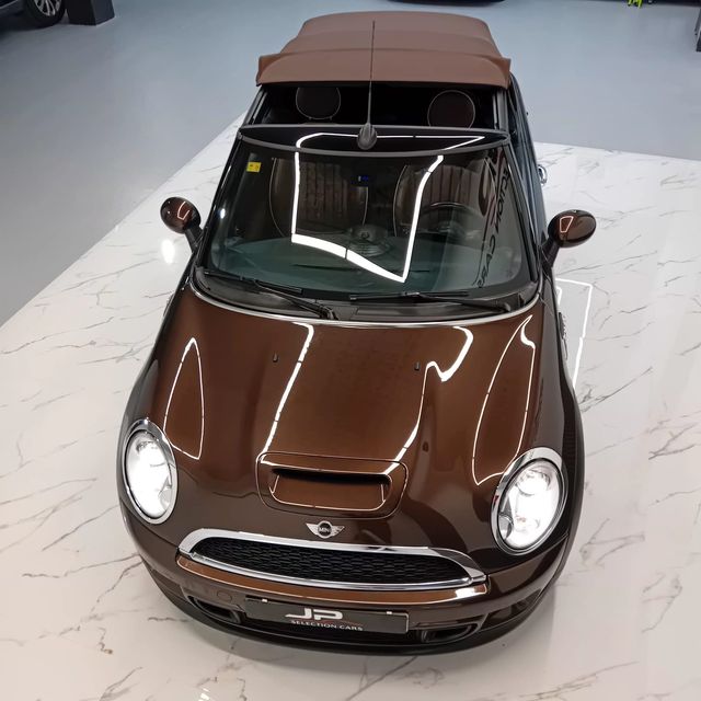MINI Cabrio 2012