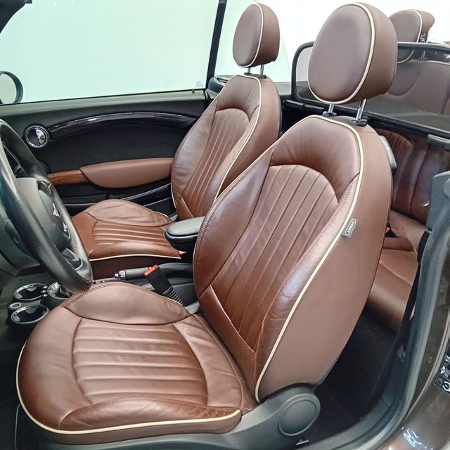 MINI Cabrio 2012