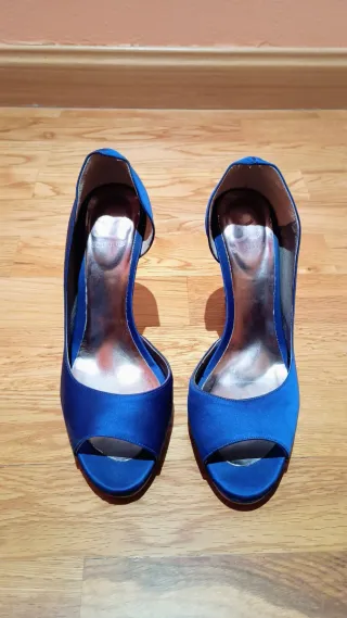 Zapatos de tacón azul
