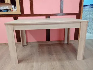 Mesa de comedor de roble