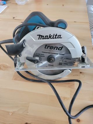 Sierra Circular Makita + Riel Kreg