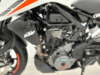 KTM 390 DUKE