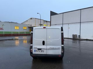 Opel Vivaro 2005