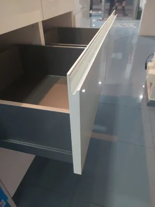 Liquidación Cocina Moderna Blanca y Gris