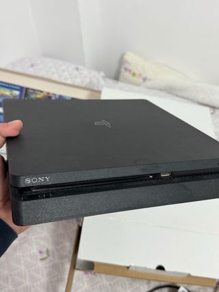 PS4 (PlayStation 4) 1TB Nero