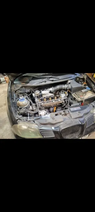 Mecánico con 30 años trabajando en el sector