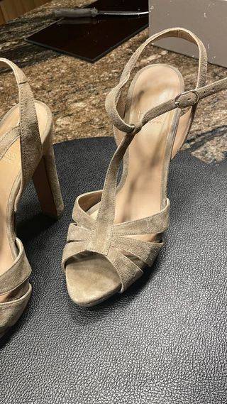 Sandalias Hoss Intropia Beige