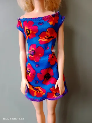 Muñeca Barbie Vestido Floral