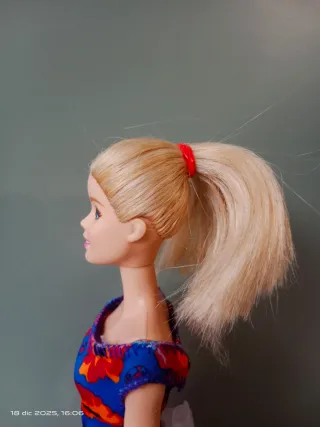 Muñeca Barbie Vestido Floral