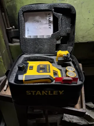 Nivel Láser Rotativo Stanley