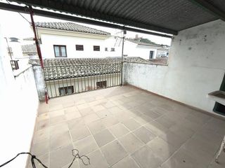 Chalet en venta en Alcalá la Real