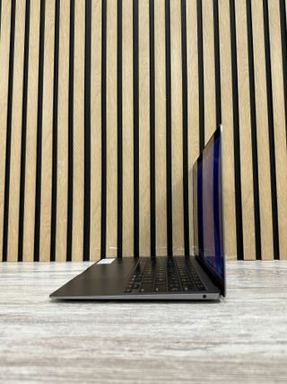 MacBook Air 13" 2020 i3 8gb 256gb SSD