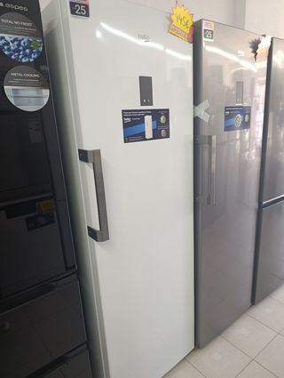 CONGELADOR VERTICAL NO FROST BEKO
