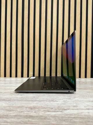 MacBook Air 13" 2020 i3 8gb 256gb SSD