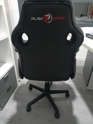 Silla de oficina ergonómica negra