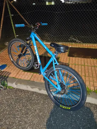 Bicicleta Stunt Azul