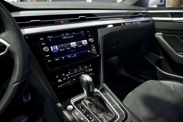 Volkswagen Arteon   RLine 2.0 TDI 110kW 150CV DSG
