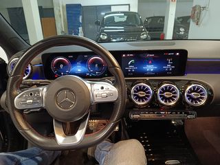 Mercedes-Benz Clase A250e HYBRID AMG 2020
