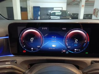 Mercedes-Benz Clase A250e HYBRID AMG 2020