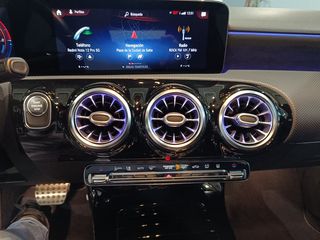 Mercedes-Benz Clase A250e HYBRID AMG 2020