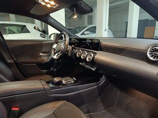 Mercedes-Benz Clase A250e HYBRID AMG 2020