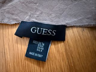 Foulard Guess in pura seta