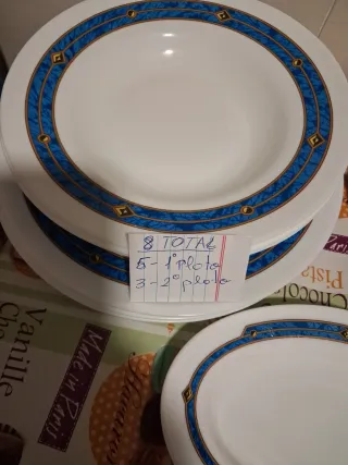 Juego de platos de porcelana 19 en total