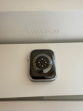 Vendo Apple Watch Series 8 45mm Plata.