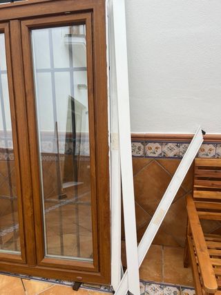 Ventana PVC Oscilobatiente Madera