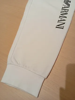 Pantalón chándal Armani EA7 blanco