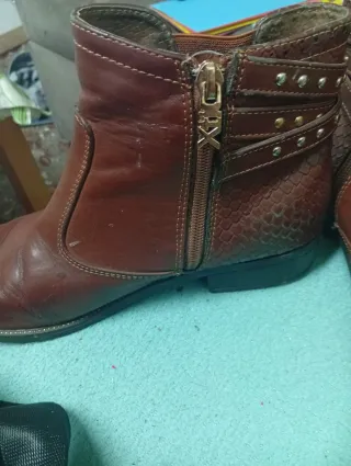 Botines planos XTI talla 38