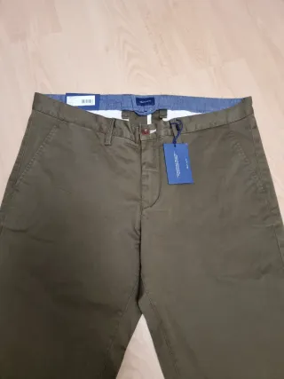 Pantalones Verdes Oliva talla 36 nuevo a estrenar