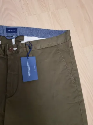 Pantalones Verdes Oliva talla 36 nuevo a estrenar