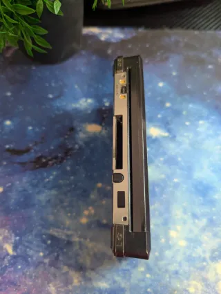 Nintendo 3DS Negra + 4 Juegos y funda