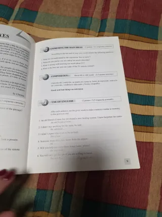 Inglés textos y ejercicios prácticos para la se...