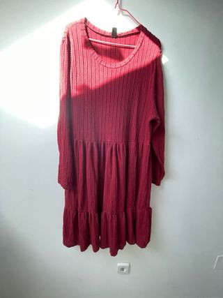 Vestido rojo de manga larga