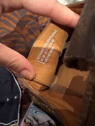 Zapatillas de piel marrón talla 40