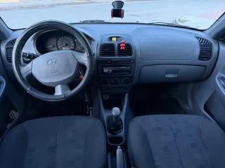 Hyundai Accent 2005