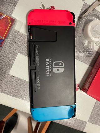 Nintendo Switch con juegos y accesorios