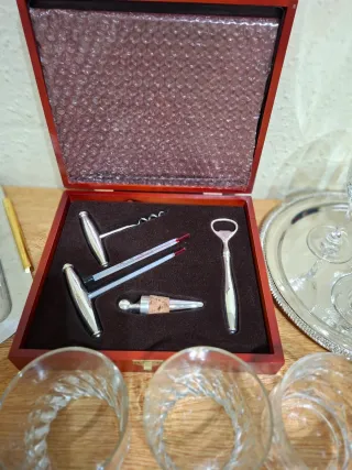 Lote de copas y vasos de cristal