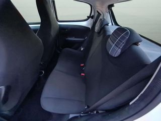 Peugeot 108 1.2i 82cv. "ALLURE"