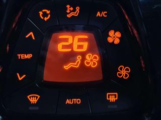 Peugeot 108 1.2i 82cv. "ALLURE"