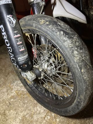 Ruedas Supermotard y Tapas Motorhispania RYZ